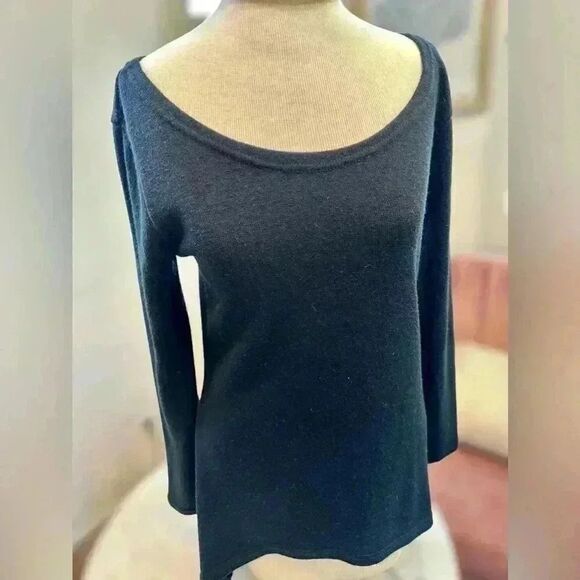 Long sleeve lightweight sweater with wide scoop neckline. Staple for fall. - Picture 1 of 7